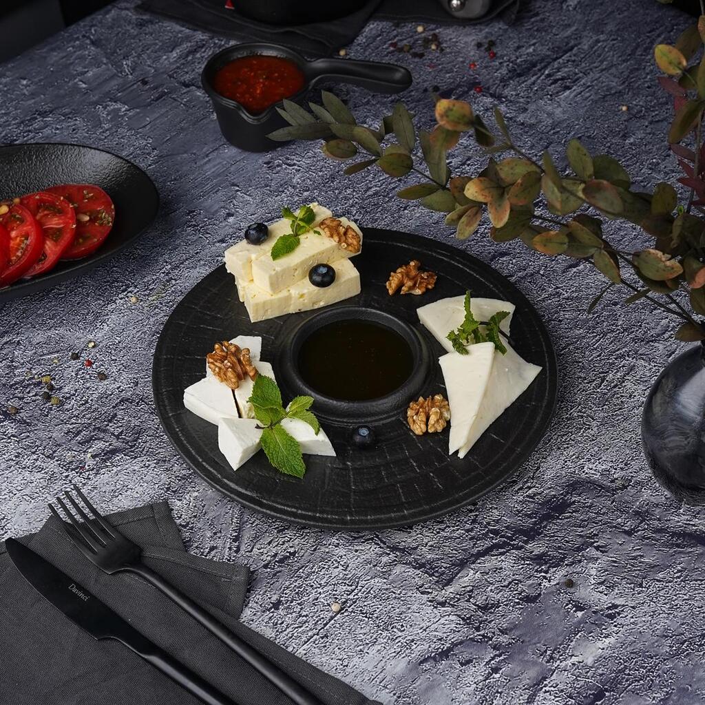 Блюдо круглое d 25 см c емкостью для соуса Black Raw Stellar P.L. Proff Cuisine [1]